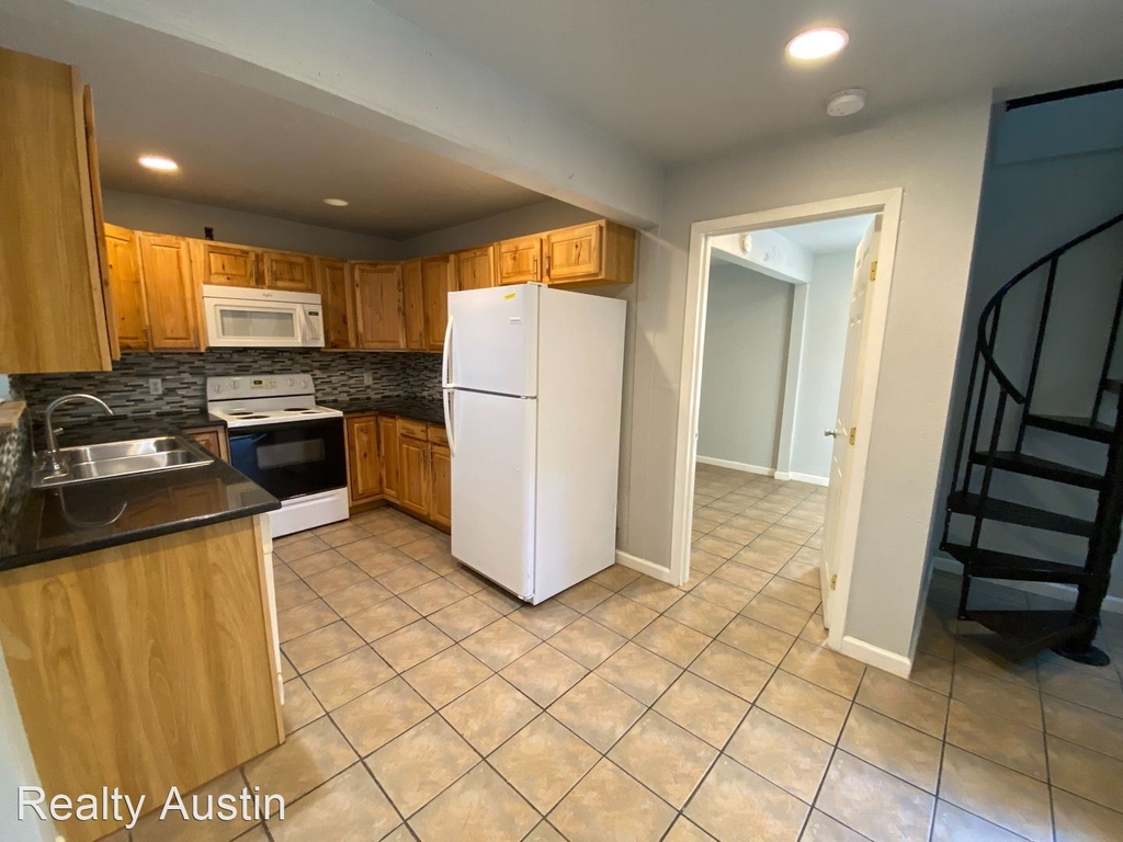 2830 San Gabriel Street - Photo 56