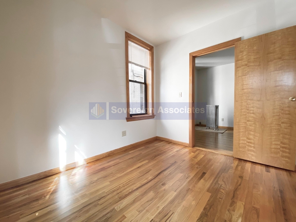 75 Cabrini Boulevard - Photo 3