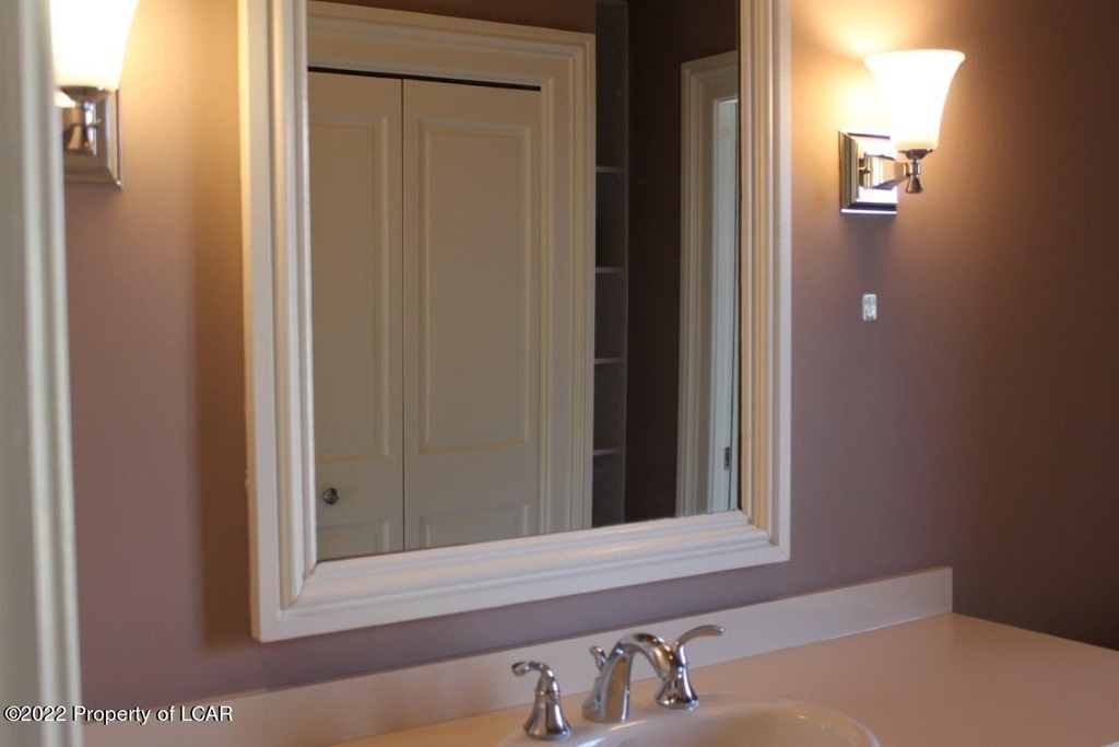 201 Montgomery Avenue - Photo 16