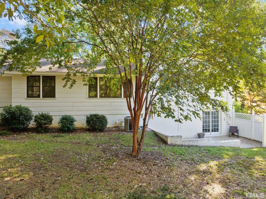 4901 Yadkin Drive - Photo 48