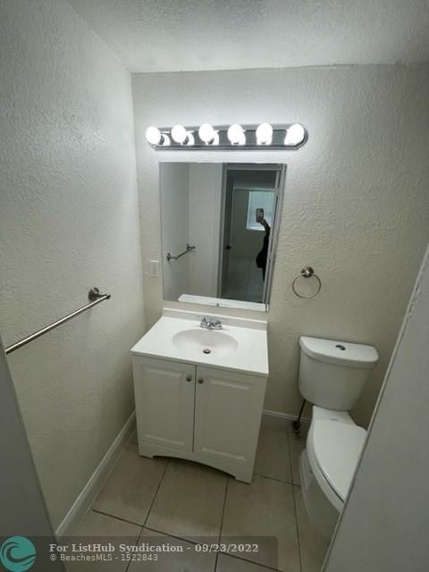 104 Miami Gardens Rd - Photo 17