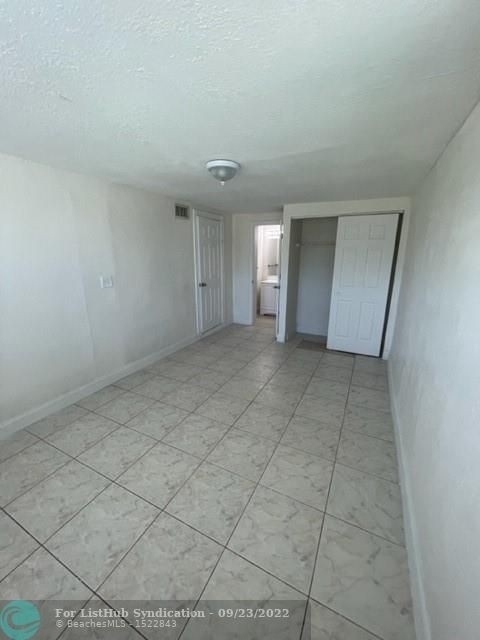 104 Miami Gardens Rd - Photo 14