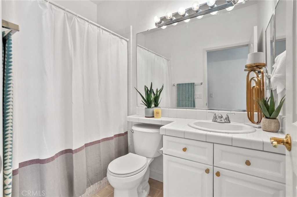 377 E 21st Street - Photo 26