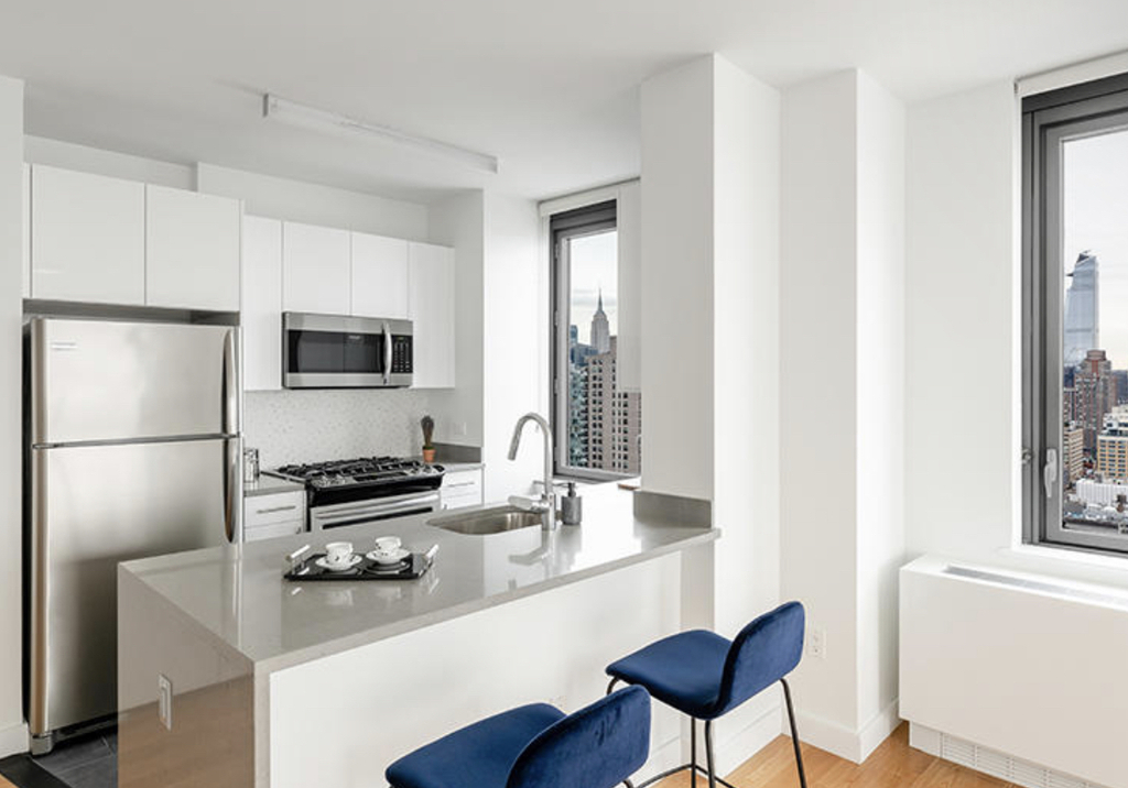 606 West 57th Street - Photo 0