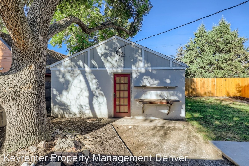 4611 S Clarkson Street - Photo 25