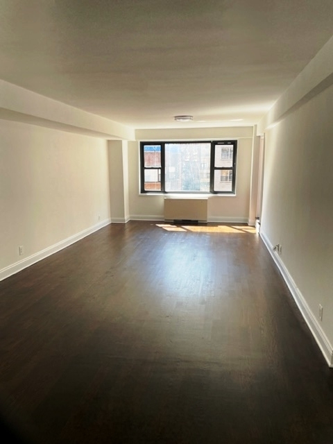 405 East 56th Street - Photo 1