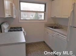 17 Schenck Avenue - Photo 3