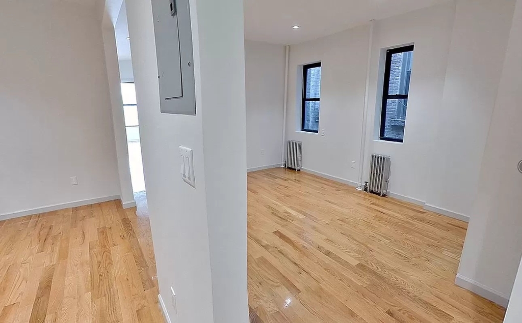 406 West 48th Street - Photo 7