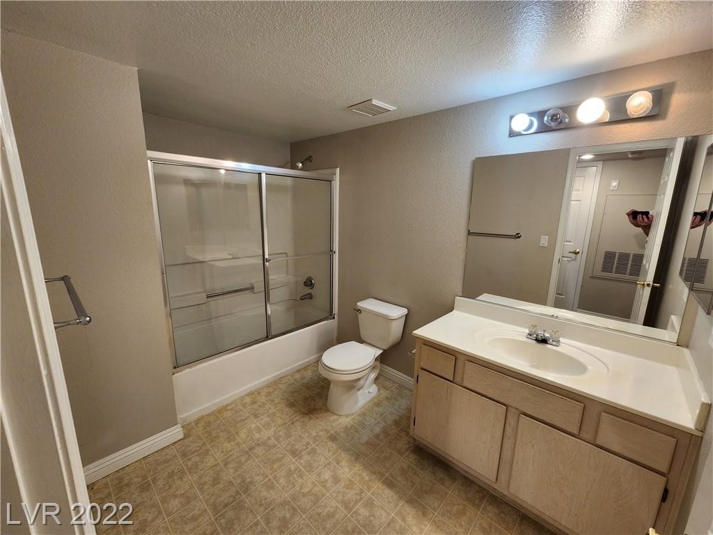 231 West Horizon Ridge Parkway - Photo 11