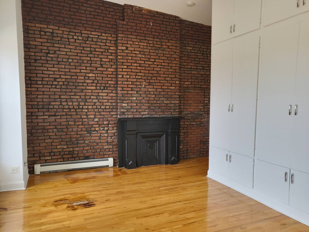 506 Greene Ave - Photo 3