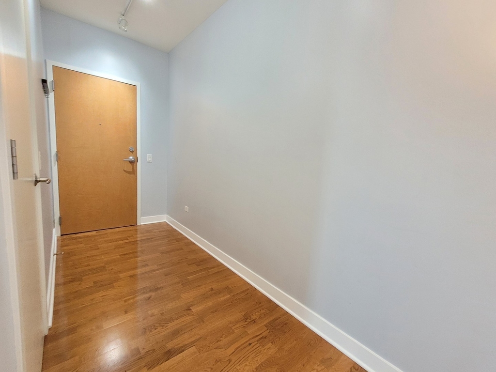 505 N Mcclurg Court - Photo 18