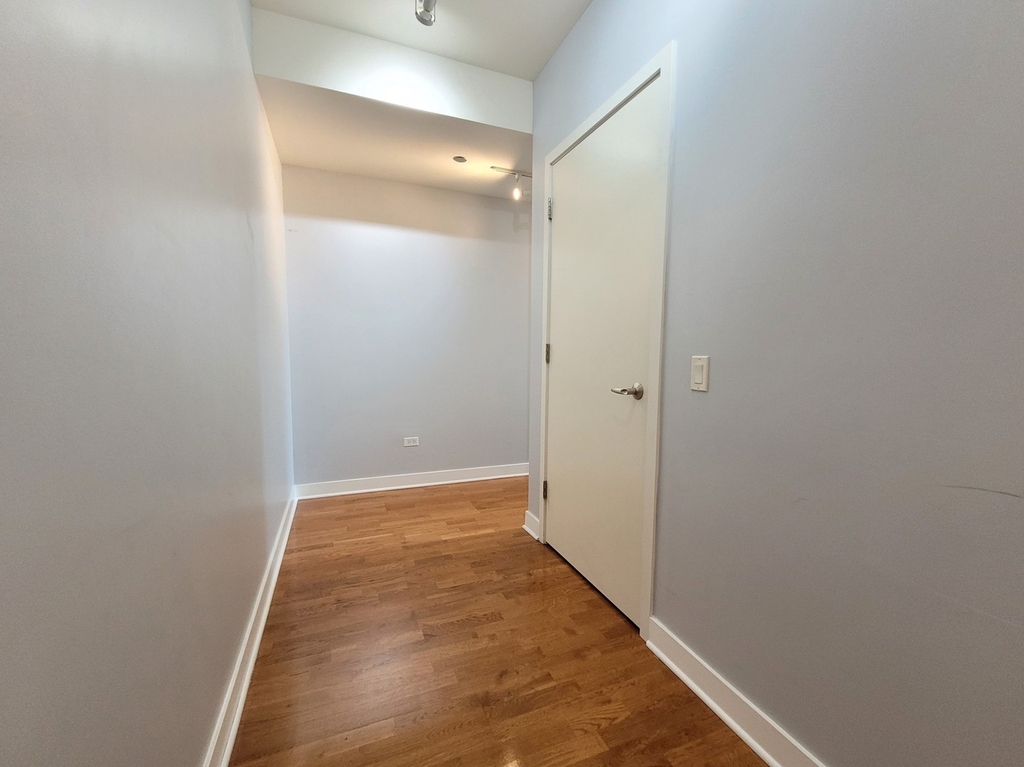 505 N Mcclurg Court - Photo 20