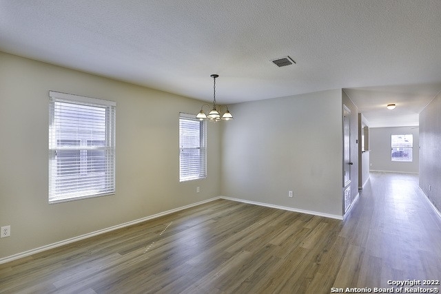 233 N Willow Way - Photo 2