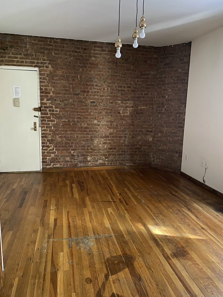  West 85th and Amsterdam - Photo 3