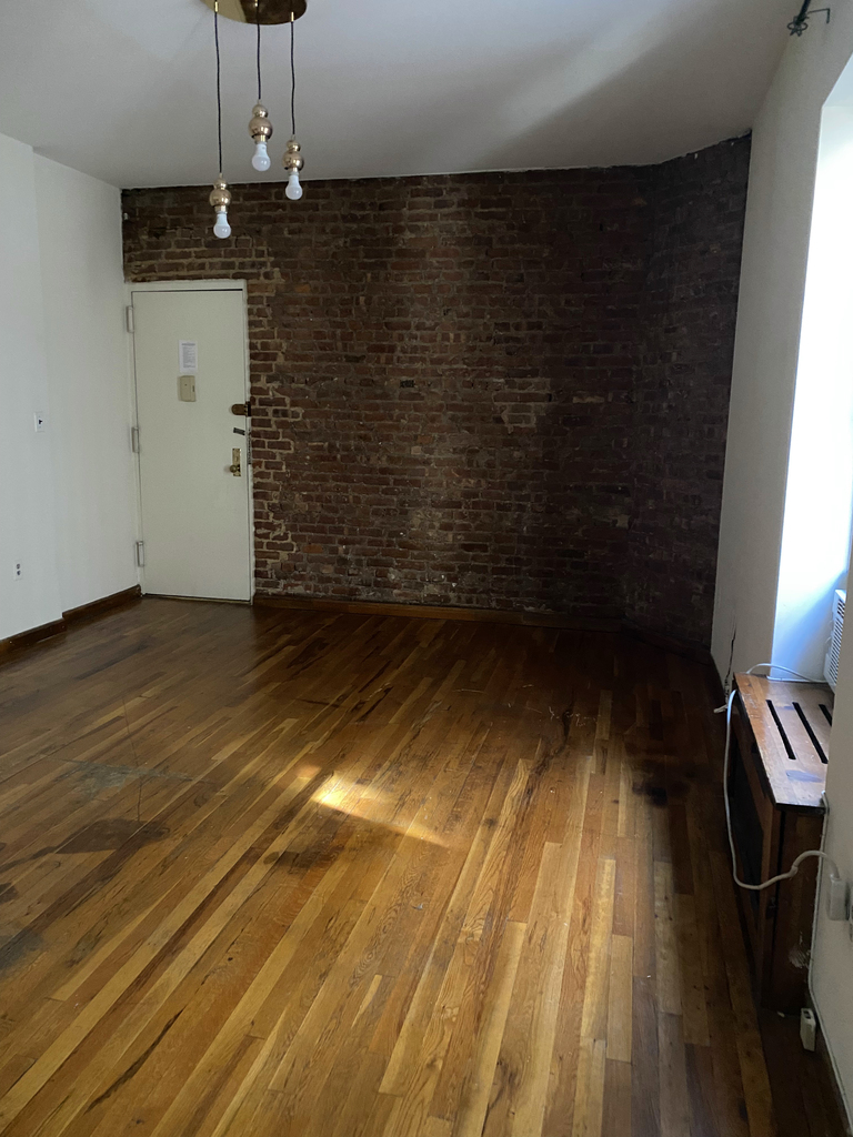  West 85th and Amsterdam - Photo 5
