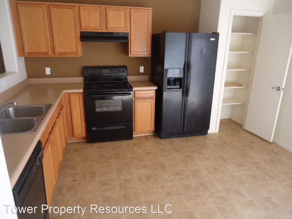 3812 E Sun View Court - Photo 1