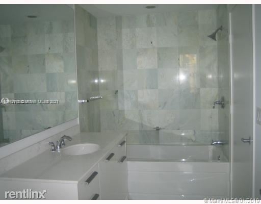 1050 Brickell Ave 2008 - Photo 3