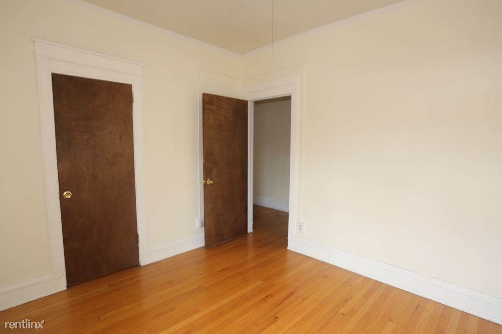 1200 W. Thorndale, Unit 5 - Photo 12