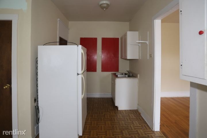 1200 W. Thorndale, Unit 5 - Photo 3