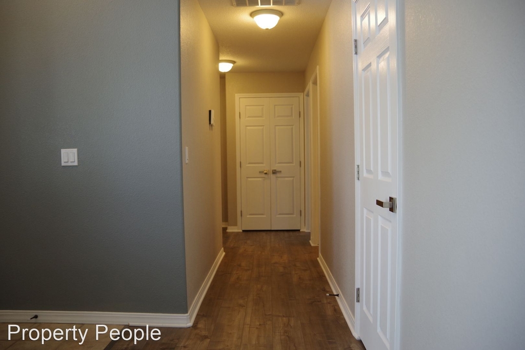 2123 S Rushmore Way - Photo 22