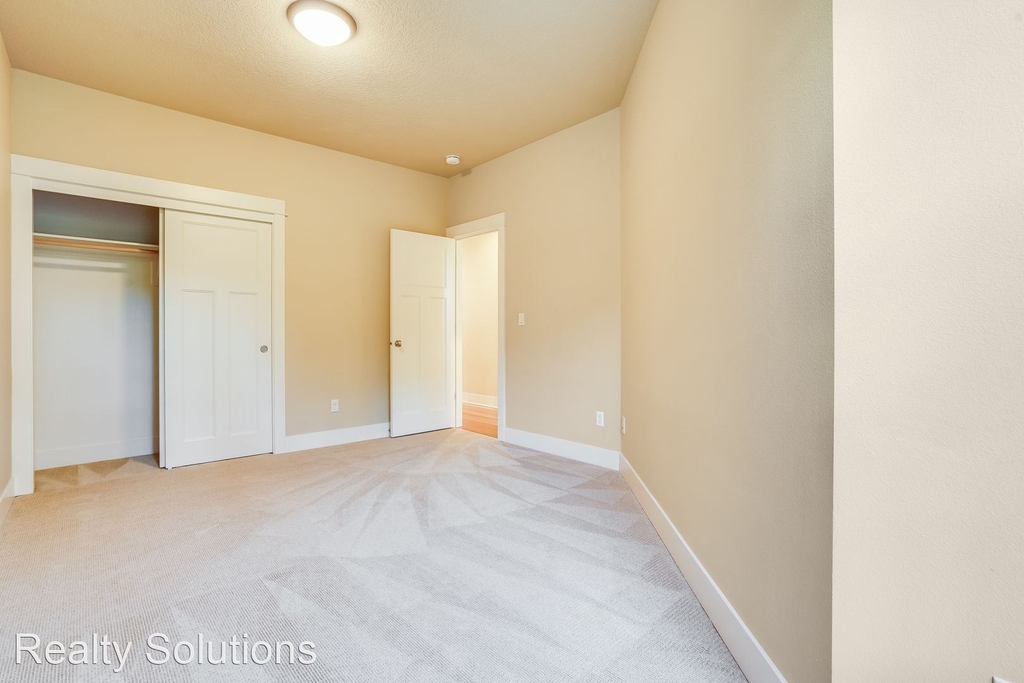 3019 Winkel Way - Photo 28