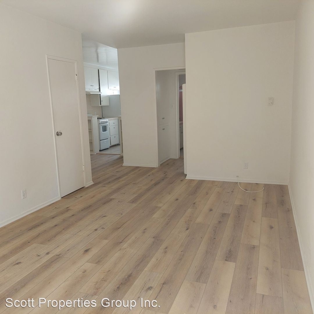 3820 Frances Ave - Photo 5