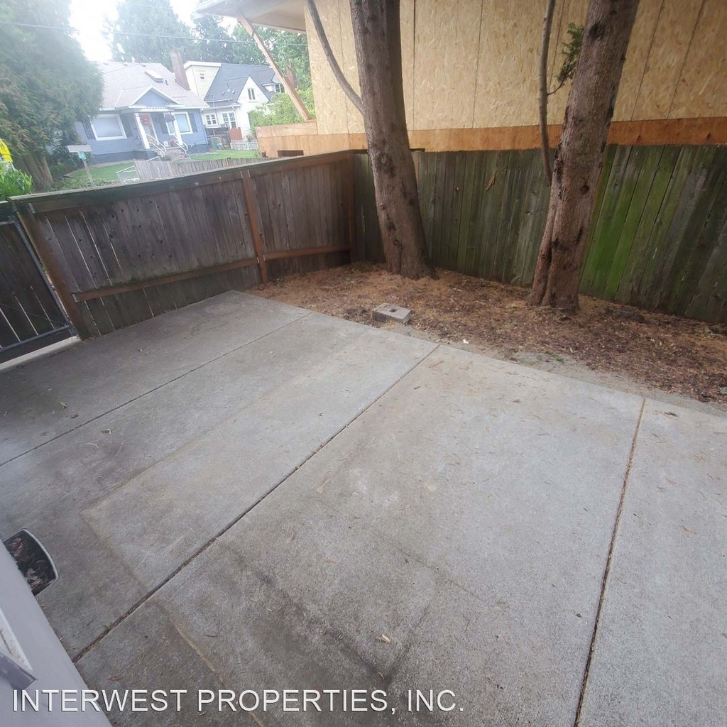 639 Se 48th Ave - Photo 15