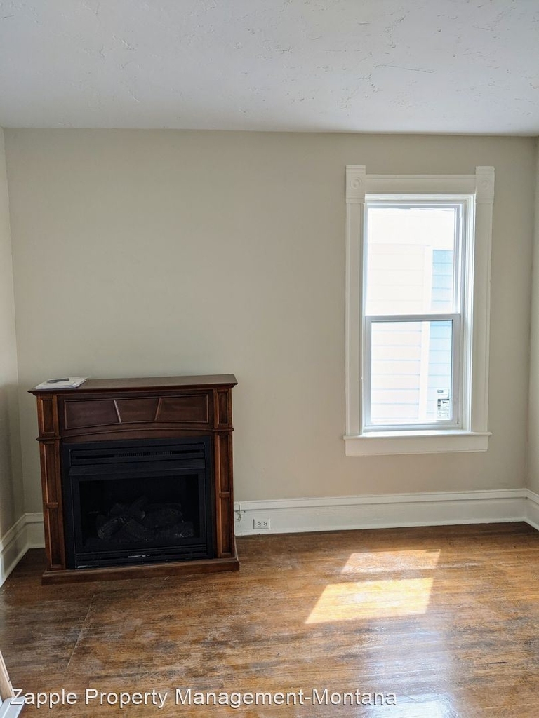 1006 Delaware - Photo 3