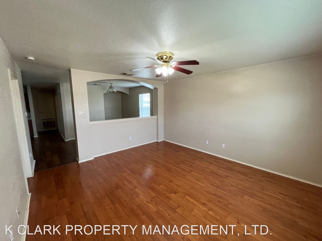 8107 Heights Valley - Photo 1