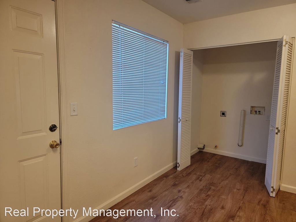 2600 Shady Ln - Photo 2