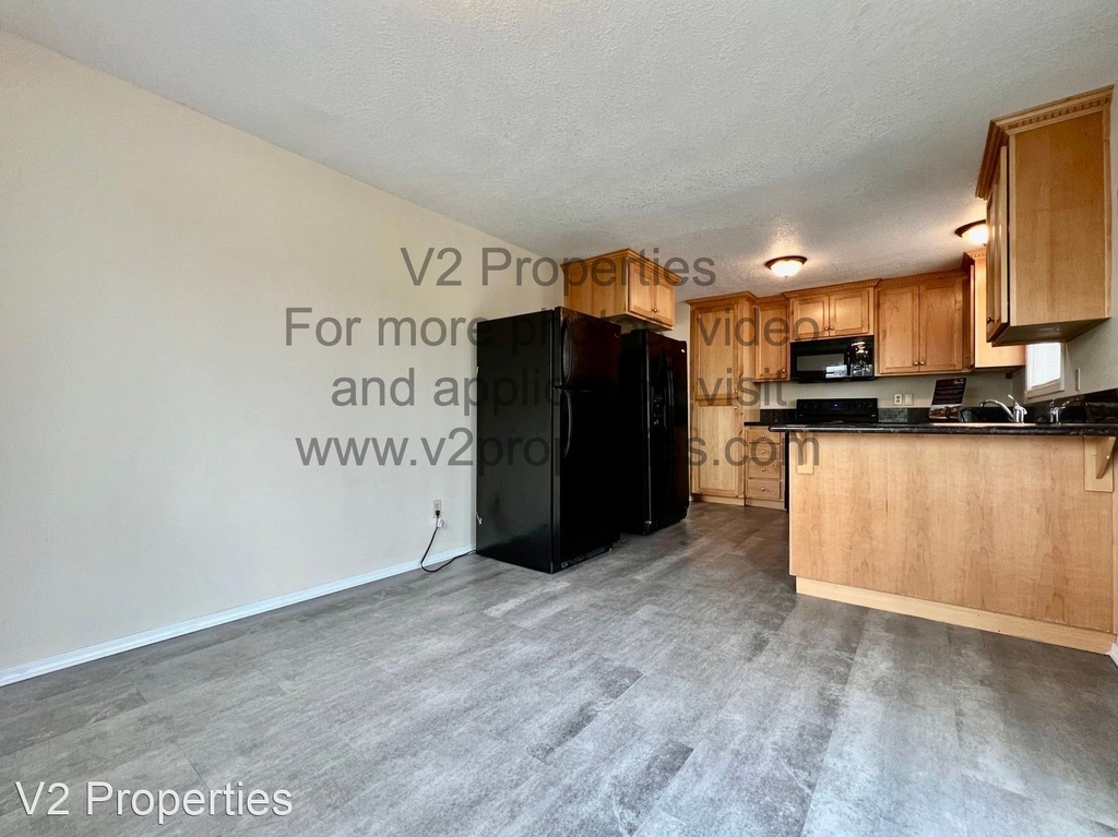 2805 Ne 131st Ave - Photo 14