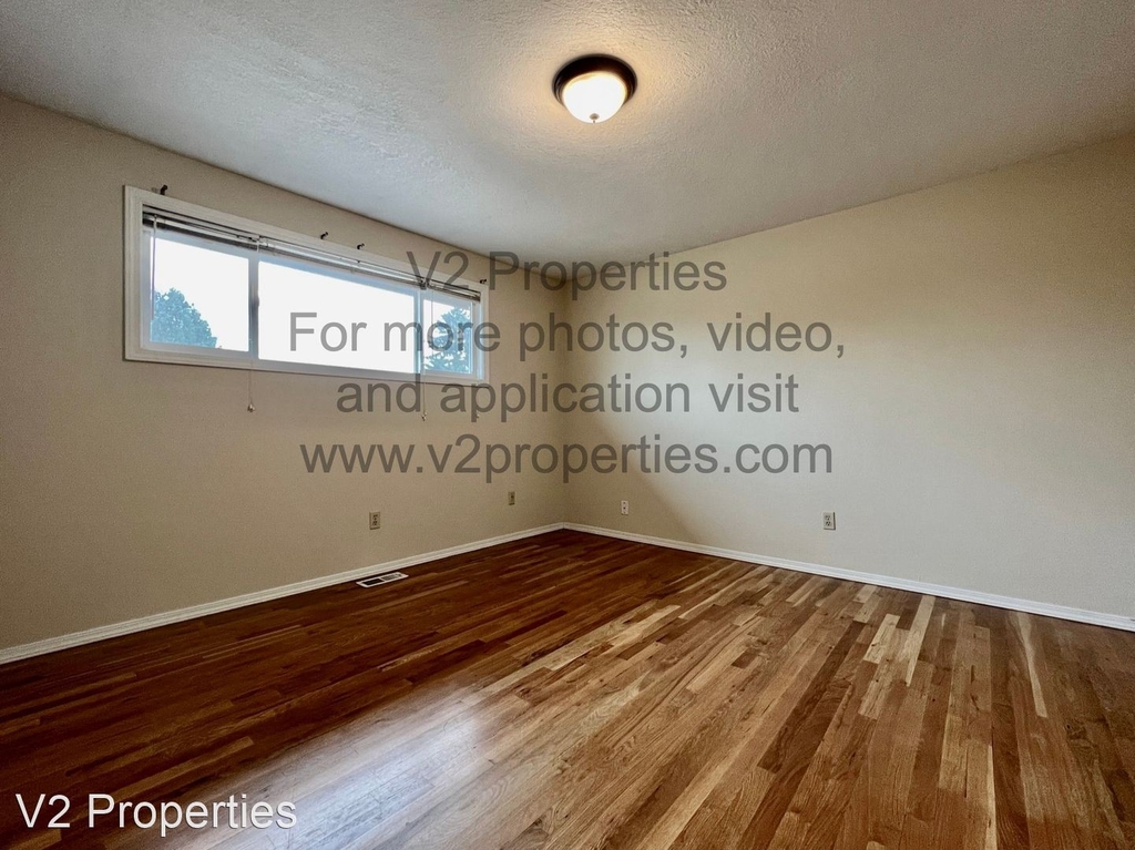 2805 Ne 131st Ave - Photo 17