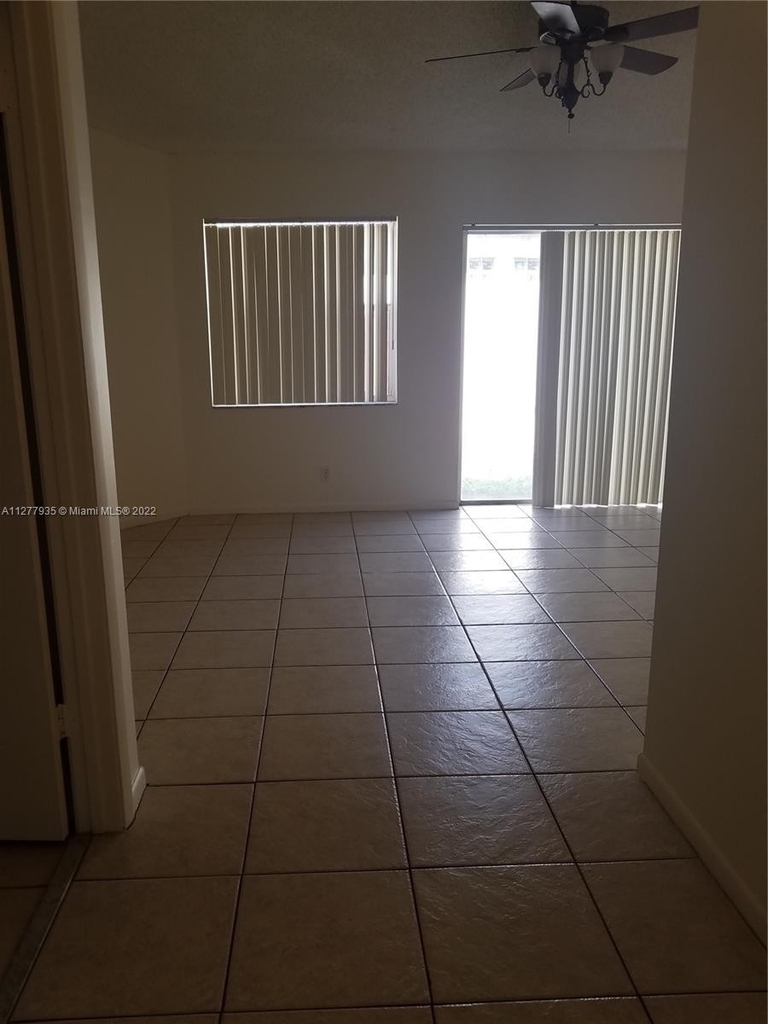 4779 Nw 5th Ct - Photo 2