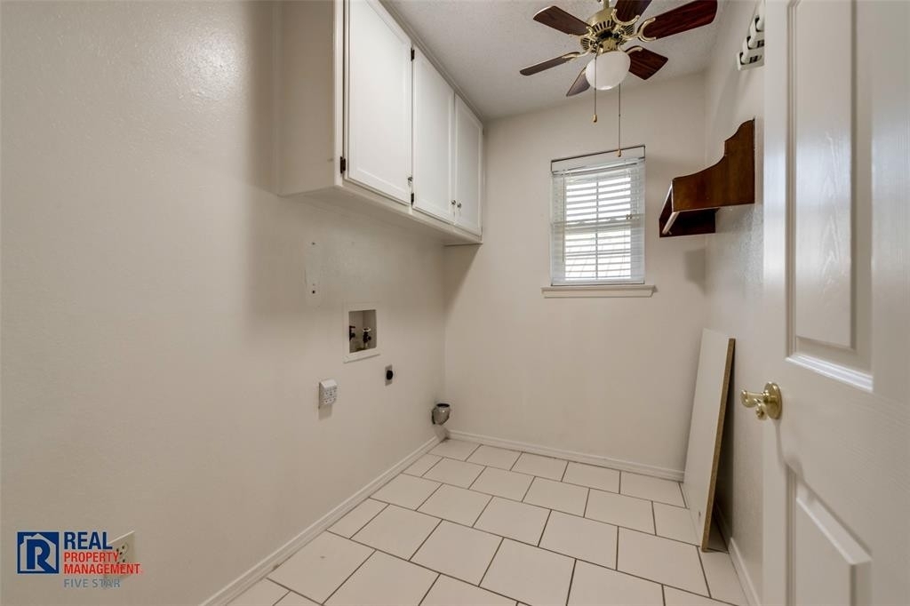 1110 Wilshire Drive - Photo 5