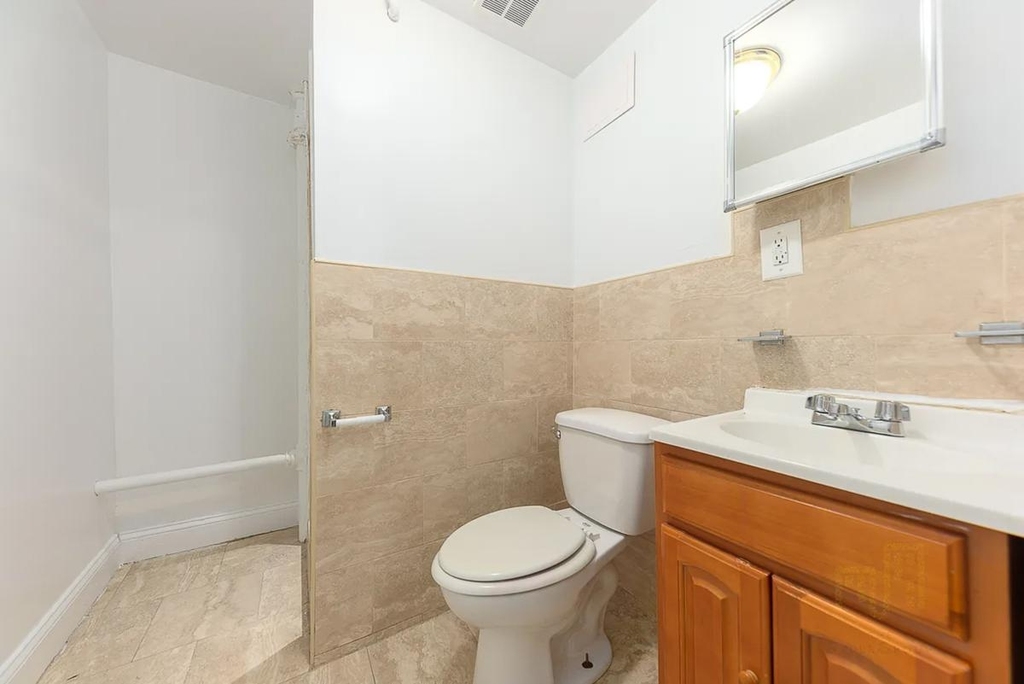 1290 Ocean Avenue - Photo 2