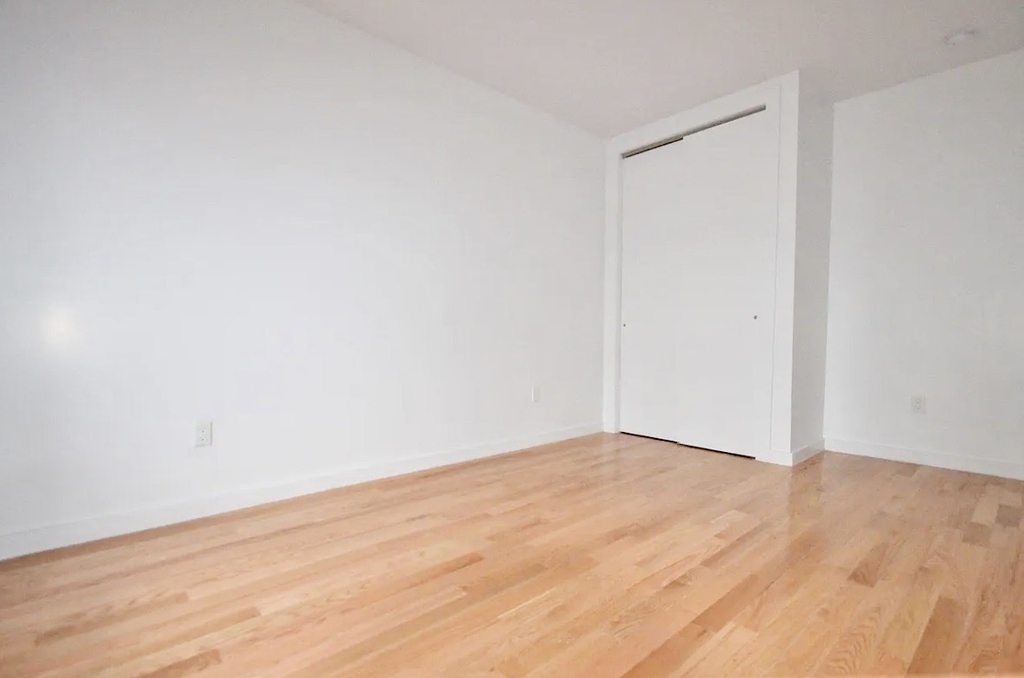 517 West 161st Street - Photo 5