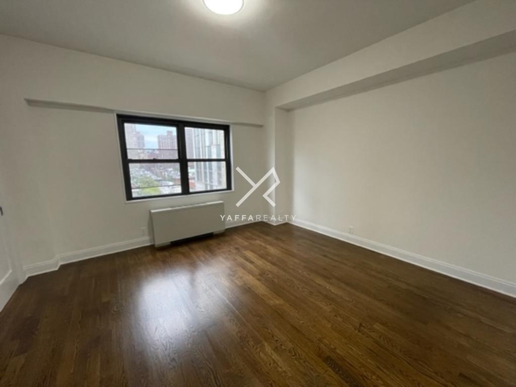 465 Lexington Avenue - Photo 1