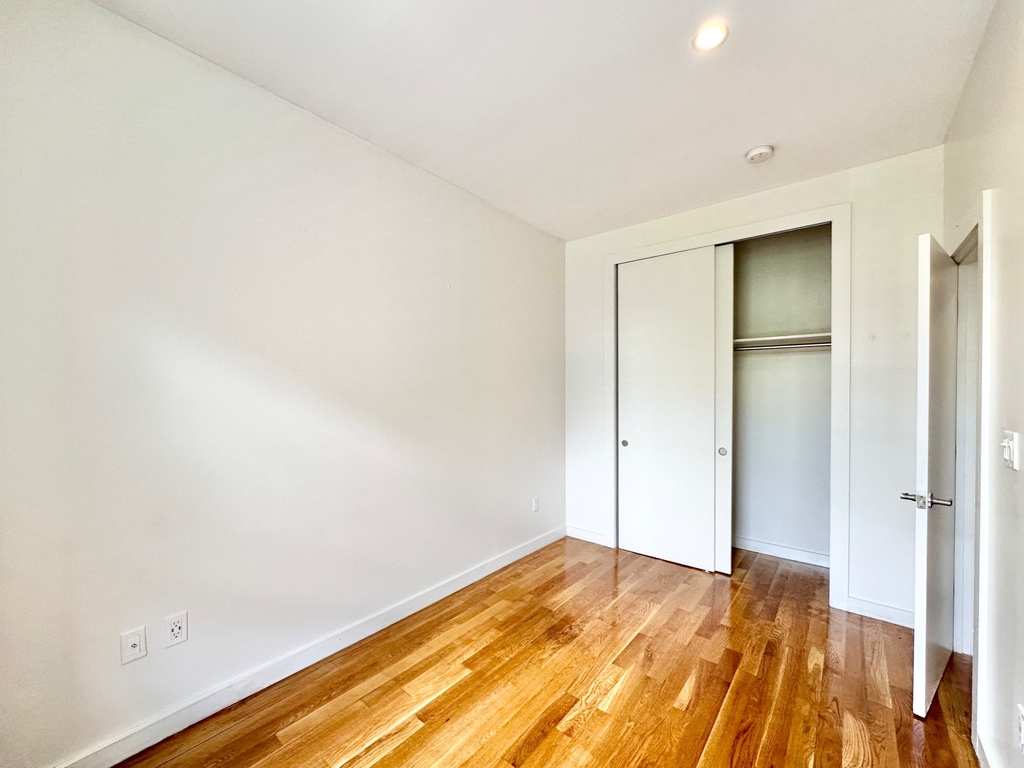 555 West 151st Street - Photo 5