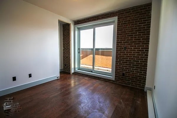 35 brooklyn ave - Photo 4