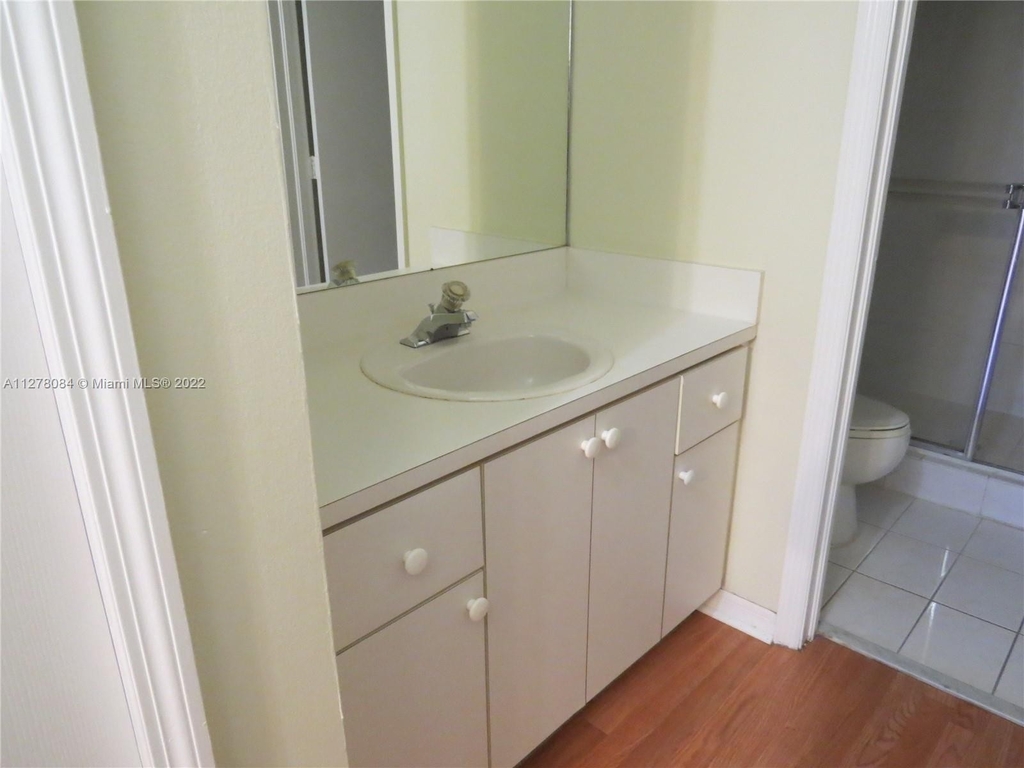 757 Sw 107th Ave - Photo 23