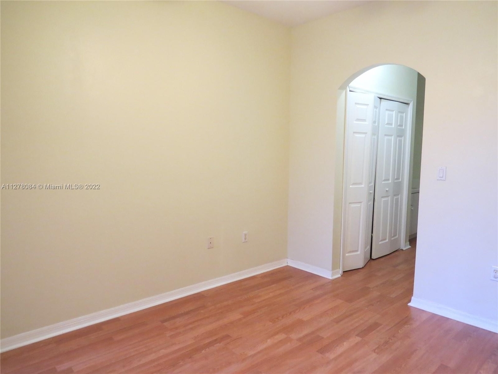757 Sw 107th Ave - Photo 18