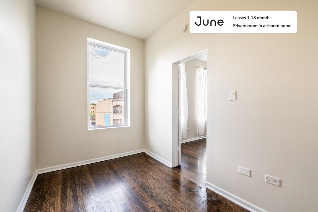 2527 W Division Street - Photo 15