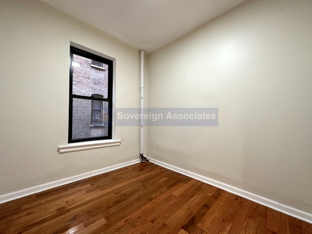 3405 Broadway - Photo 9