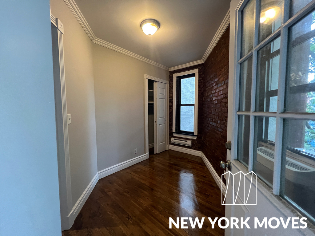 410 East 13th Street - Photo 17