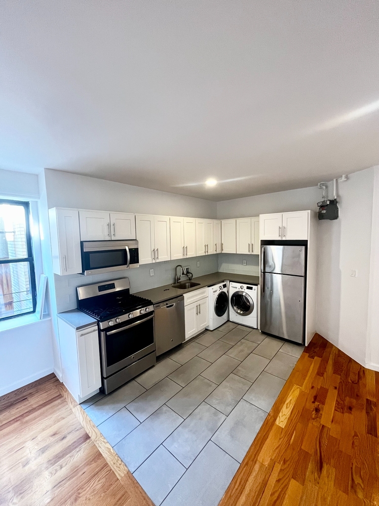 600 West 150th Street - Photo 1