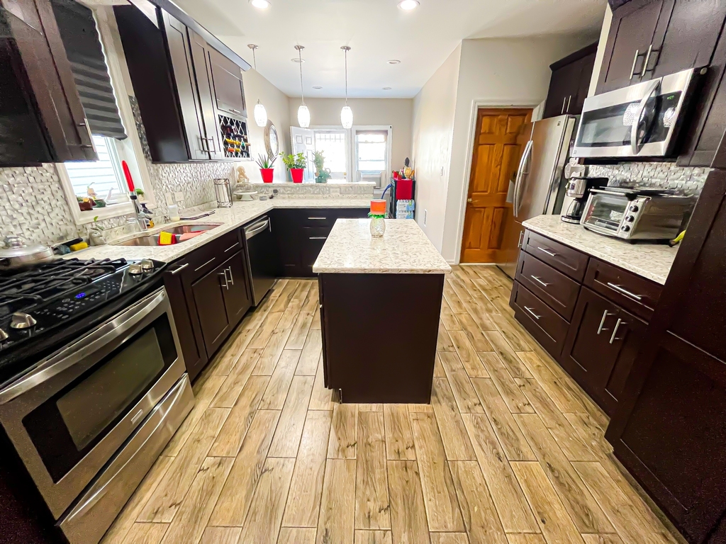 62-86 60th Drive - Photo 3