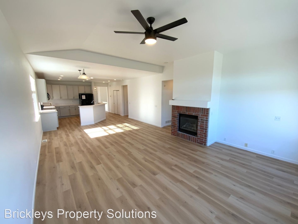 12354 Pine Valley Cir - Photo 15