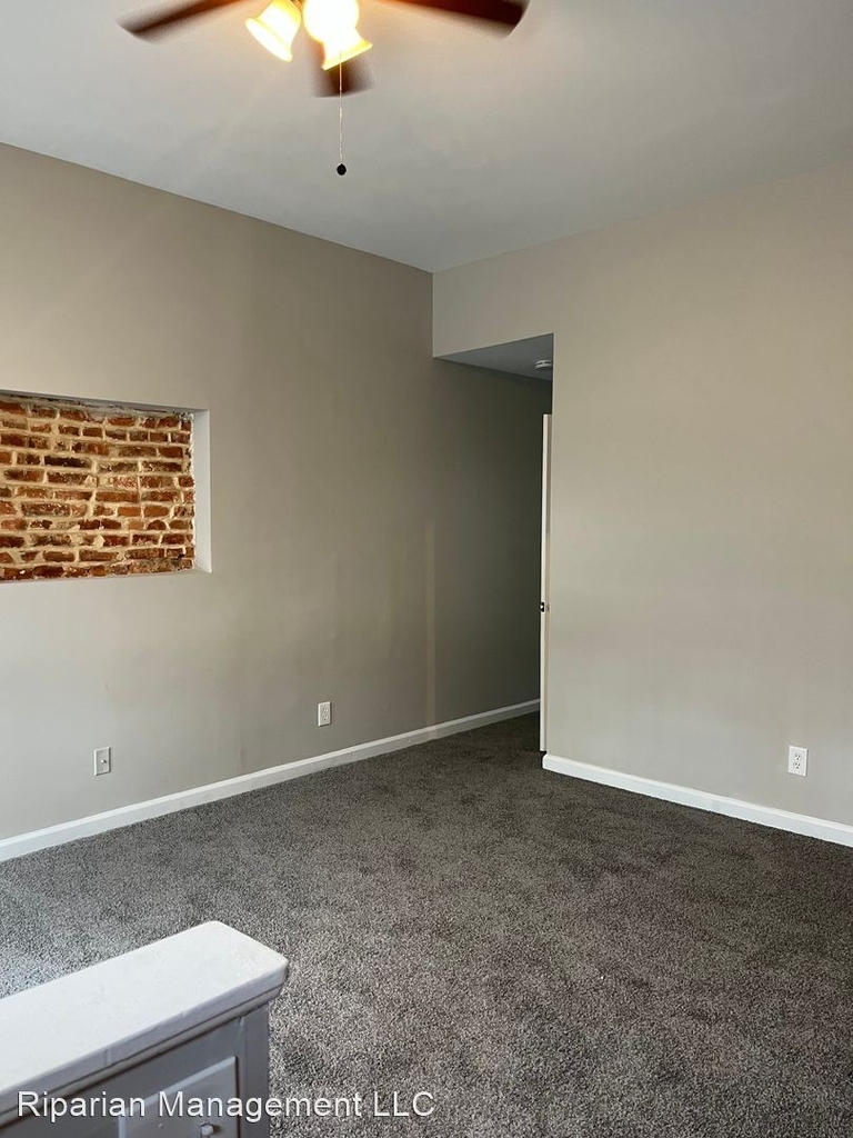 1701 E Lafayette Ave - Photo 2