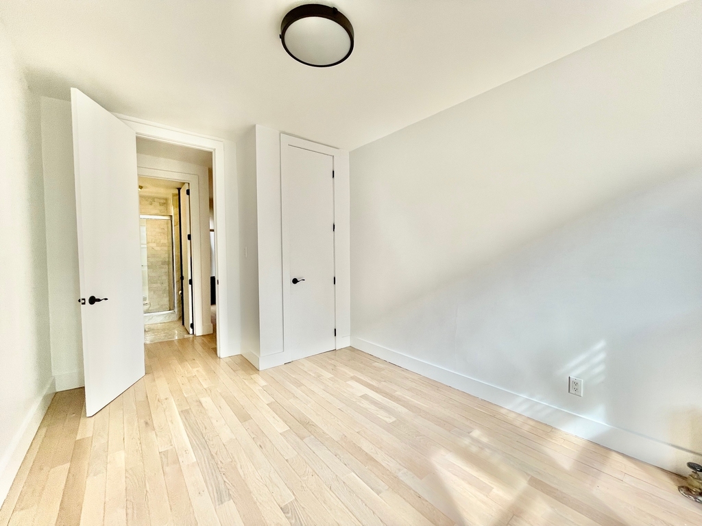 137 West 137th Street - Photo 3