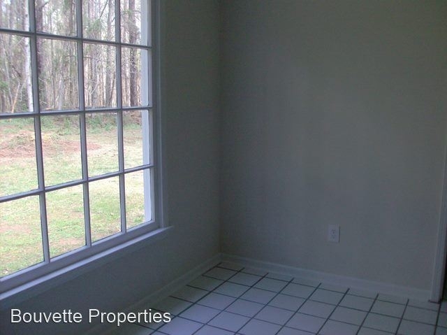 1800 Stanton Way - Photo 2